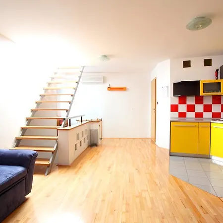 Penthouse Alma Vivoda Piran Exterior photo