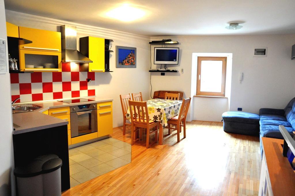 Penthouse Alma Vivoda Apartment Piran